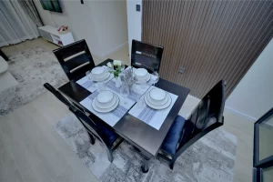 Real Estate Airbnb (942)